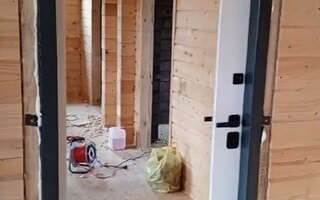 дверь с зеркалом внутри и терморазрывом